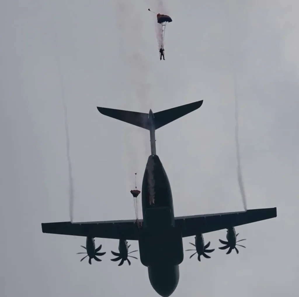 Skydiving Alone plus Parachuting